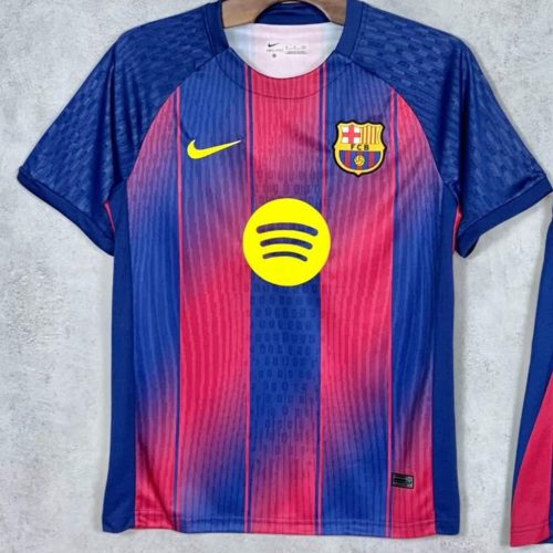 کیت و لباس اول هواداری بارسلونا در جان افزا فیت